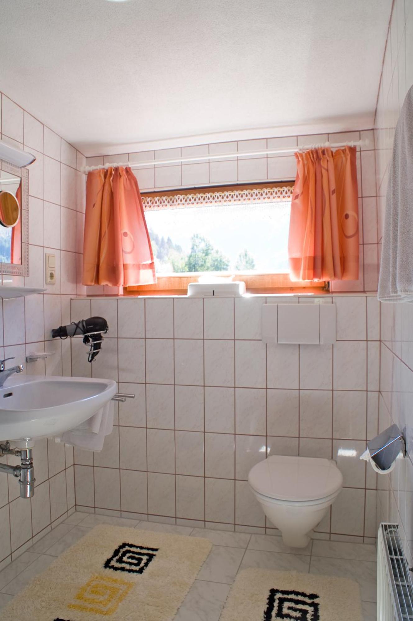 Gaestehaus Resi Jerzens Luaran gambar