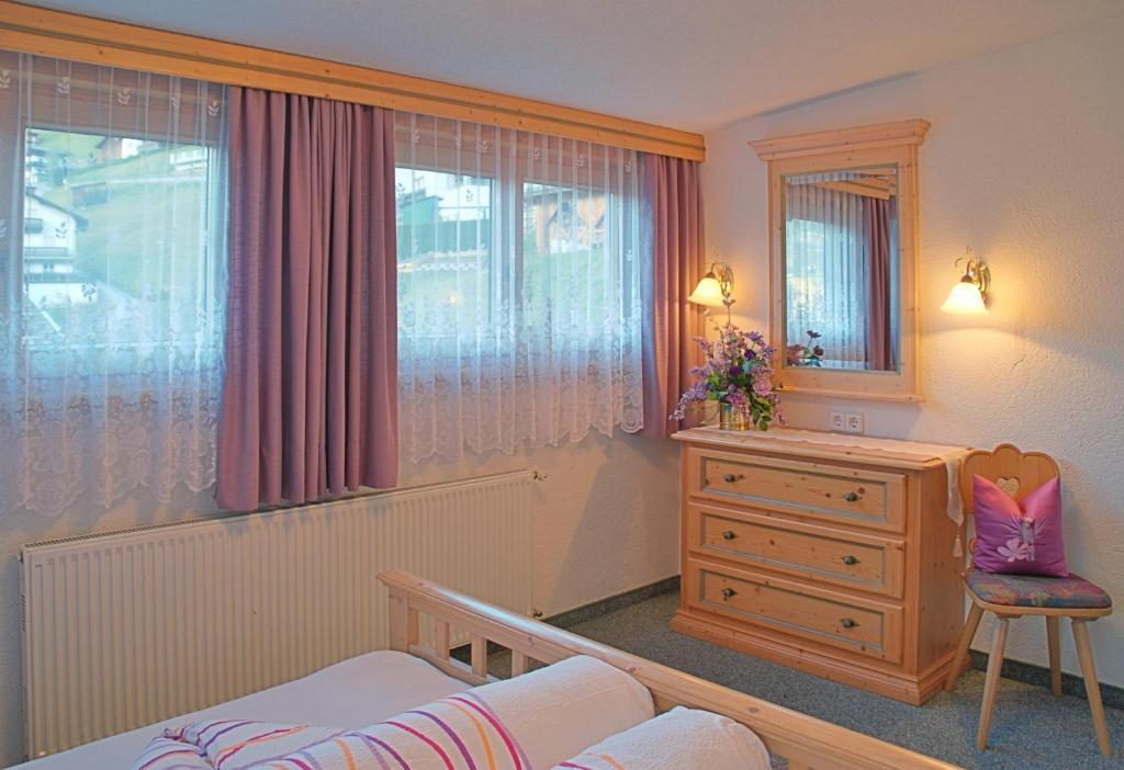 Gaestehaus Resi Jerzens Luaran gambar