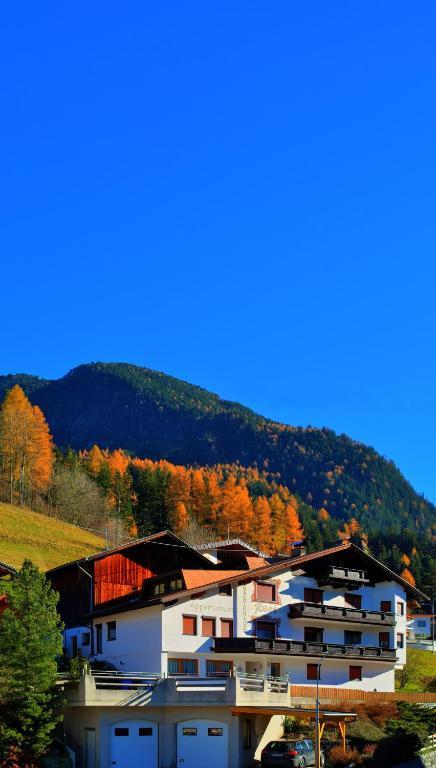 Gaestehaus Resi Jerzens Luaran gambar